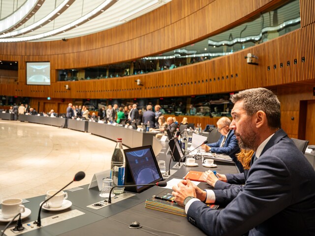 Minister Takáč hlási úspech v Luxemburgu a menej byrokracie. Sporná téma stropovania dotácií mieri na samit
