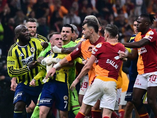 Škriniar zažil divočinu „ako na Divokom západe“. Hromadnú melu po derby museli ukončiť policajti