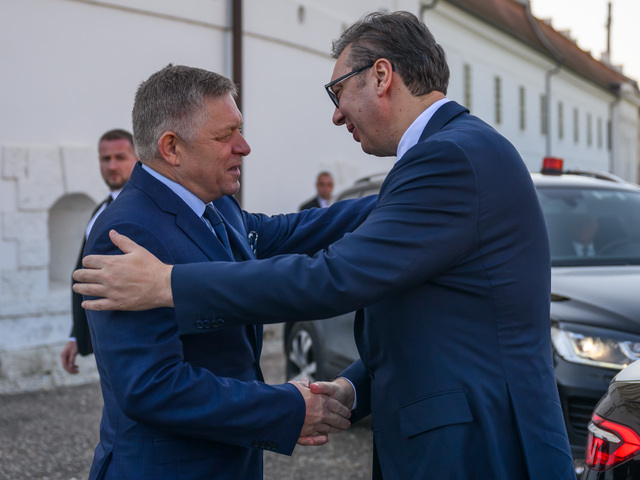 Ficov priateľ Vučić padol, opozícia už sníva o slovenskom scenári. Sociologička Porubänová to vidí ako zbožné prianie