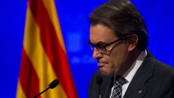 Katalánsky expremiér spoznal trest za zorganizovanie referenda