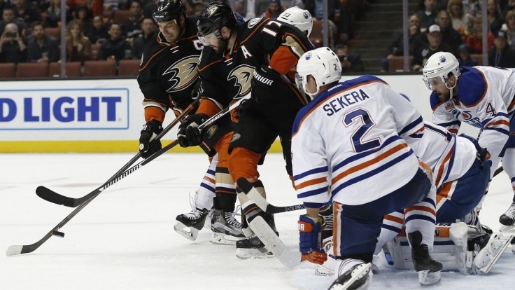 NHL: Edmonton aj Columbus po sérii štyroch víťazstiev utrpeli prehry