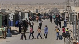 Utečenci sa vracajú na sýrske územia pod kontrolou tureckej armády