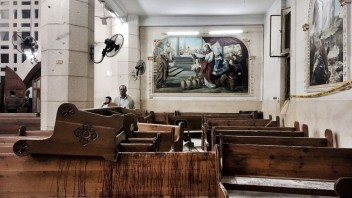 V Egypte posilnili policajné hliadky, dôvodom sú útoky na kresťanov