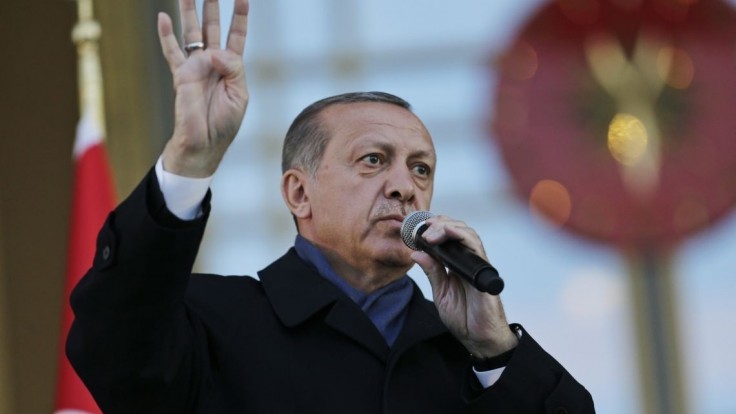 Vstup do EÚ či trest smrti. Erdogan zvažuje ďalšie referendá