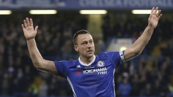 Terry po rokoch opúšťa Chelsea, mieri do druholigového tímu