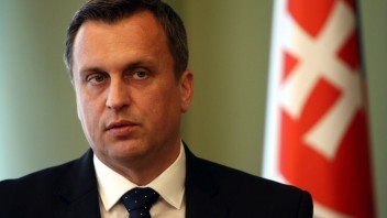 Politológ Michal Horský o koaličnej kríze a odvolaní ministra Plavčana