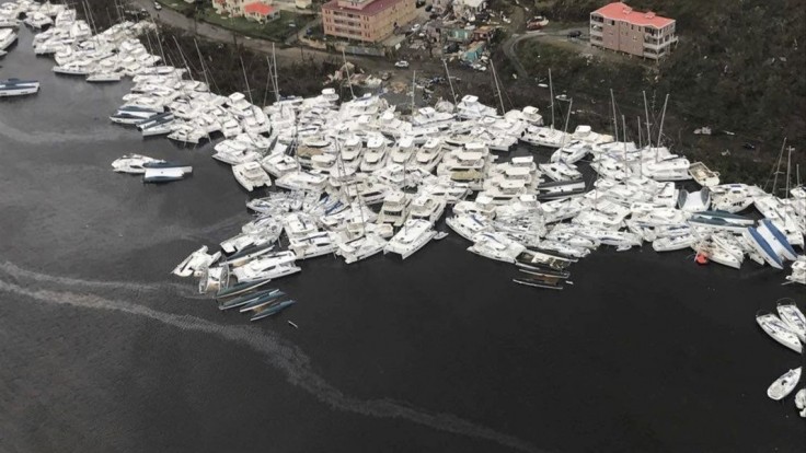 Karibské ostrovy sa pripravujú na hurikán José, Svätý Martin hlási rabovanie