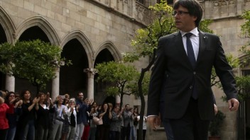 Do týždňa vyhlásime nezávislosť, tvrdí katalánsky premiér