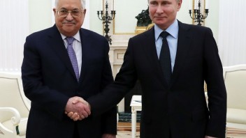 Palestína odmieta spoluprácu s USA, vyhlásil Abbás po stretnutí s Putinom