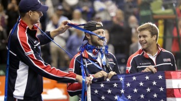 Davisov pohár: USA suverénne postúpili do semifinále, rozhodla štvorhra