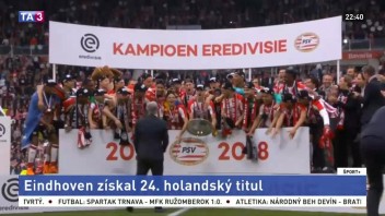 PSV Eindhoven zdolal Ajax, zabezpečil si ďalší holandský titul