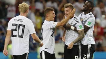Nemci prišli v zápase o Boatenga, napriek tomu triumfovali