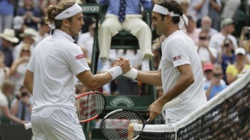 Federer po triumfe nad Lackom: Na tráve hrá veľmi dobre