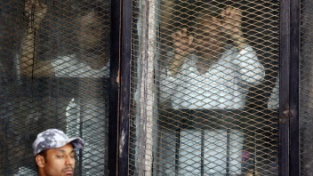 Egyptský súd potrestal vzbúrencov, dostali trest smrti