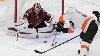 NHL: Pánikovi sa s Philadelphiou darilo, Tatar v nájazdoch neuspel