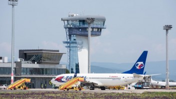 Zrušili lety z Bratislavy do Talianska. Cestujúcim zaslali SMS