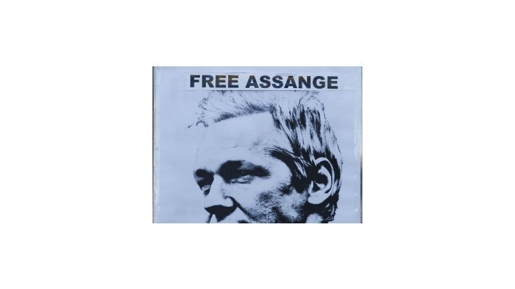 Najvyšší súd odmietol opäť otvoriť Assangeov prípad