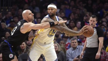 NBA: Cousins sa vrátil na palubovku, Warriors pomohol k triumfu