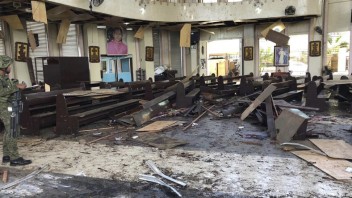 Cieľom militantov sa stala filipínska katedrála, útočili počas omše