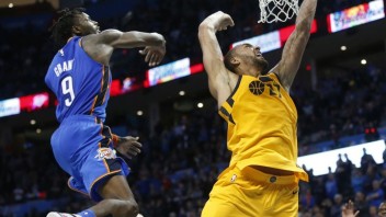 NBA: Oklahoma vyhrala tesný duel po dvojnásobnom predĺžení