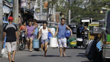 Kríza v metropole Filipín. Milióny ľudí zostali bez vody