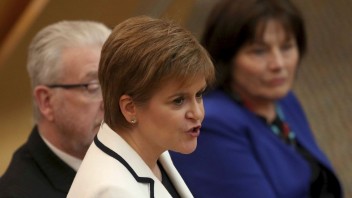 Briti môžu stratiť Škótsko, to chce opäť hlasovať o nezávislosti