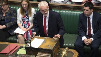 Corbyn má premiérske ambície, chce tak zabrániť tvrdému brexitu