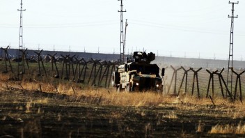 Turecko pohrozilo novou operáciou v Sýrii, má podmienku