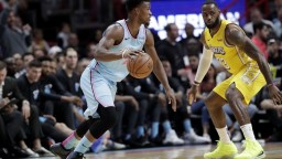 NBA: Miami proti Lakers prišlo o domácu neporaziteľnosť