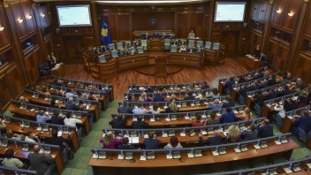 V Kosove majú nový parlament, na vládnej koalícii sa nedohodli