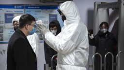 Zlé správy z Číny. Schopnosť šírenia vírusu sa vraj zosilňuje