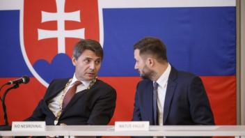 Kontrola hovorí o pochybeniach v Bratislave počas Nesrovnalovej éry