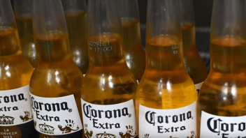 Američania sa boja piva Corona, s vírusom nemá nič spoločné
