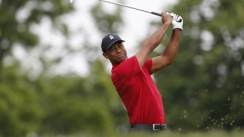 Tiger Woods je späť, americký golfista ohlásil návrat