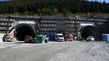 Doležal povedal, kto dokončí po Talianoch tunel Višňové