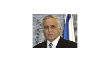 Izraelského exprezidenta Kacava vo väzení šikanujú