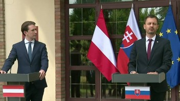 TB premiéra E. Hegera a kancelára S. Kurza po stretnutí v rámci Globsecu