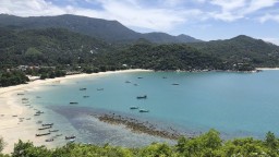 Thajsko sa pre zahraničných turistov naplno otvorí o štyri mesiace