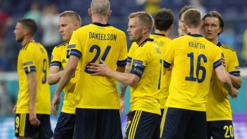 Švédi sa stali víťazmi skupiny, Poľsko si v osemfinále, prekvapivo, nezahrá
