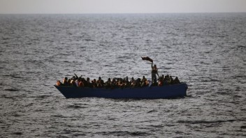 V Tunisku sa potopil čln s migrantmi, pobrežná stráž objavila 21 tiel