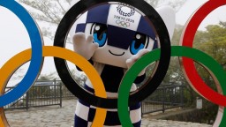 Pozitívnych pred olympiádou pribúda, japonská verejnosť volá po zrušení hier