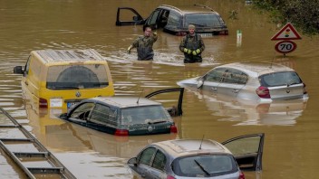 V Nemecku zadržali troch zlodejov, rabovali v oblastiach vážne postihnutých záplavami