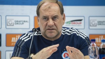 Slovan čaká súboj o postup, tréner očakáva zodpovedný výkon mužstva