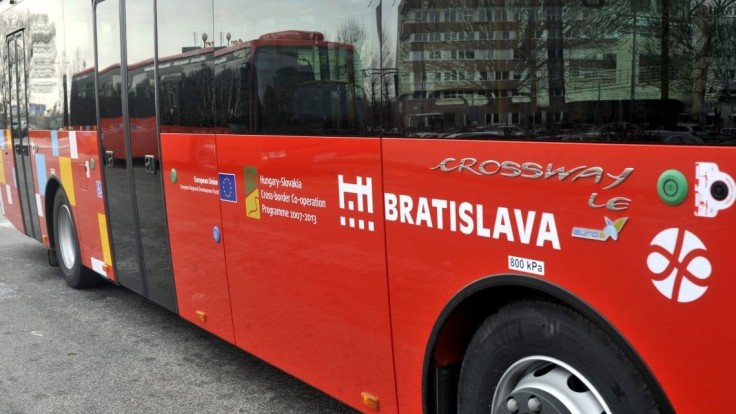 Rezort dopravy pomôže Bratislave. Podpísali zmluvu o miliónovom príspevku