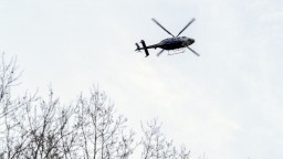 Na Kamčatke po páde vrtuľníka pátrajú po nezvestných. Z vraku zachránili osem osôb
