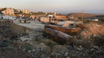Výbuch cisternového vozidla si v Libanone vyžiadal najmenej 28 obetí a desiatky zranených