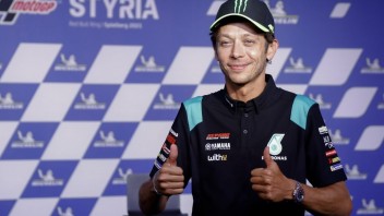 Radosť pretekára Valentina Rossiho: Bude prvýkrát otcom