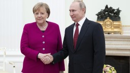 Merkelovú čaká návšteva v Rusku. Poslednýkrát vo funkcii sa stretne s Putinom