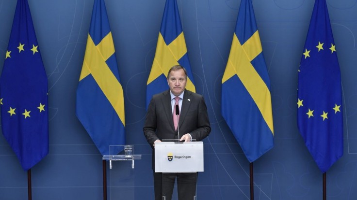 Švédsky premiér Löfven odstúpi z postov premiéra a šéfa strany