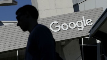 Google aj Microsoft plánujú do boja s kybernetickým zločinom investovať miliardy dolárov